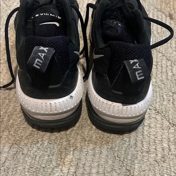 Nike Air Max Genome Black and White Shoes - Picture 5 of 14